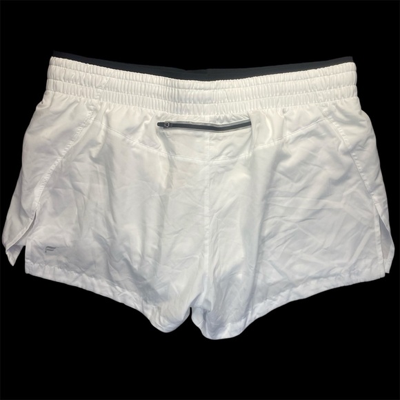 Fabletics Breathe Run Shorts White XL NWT - Picture 2 of 11